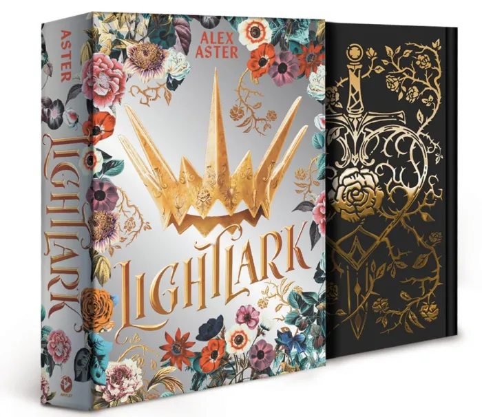 Lightlark: Collector’s Edition (The Lightlark Saga Book 1): Volume 1