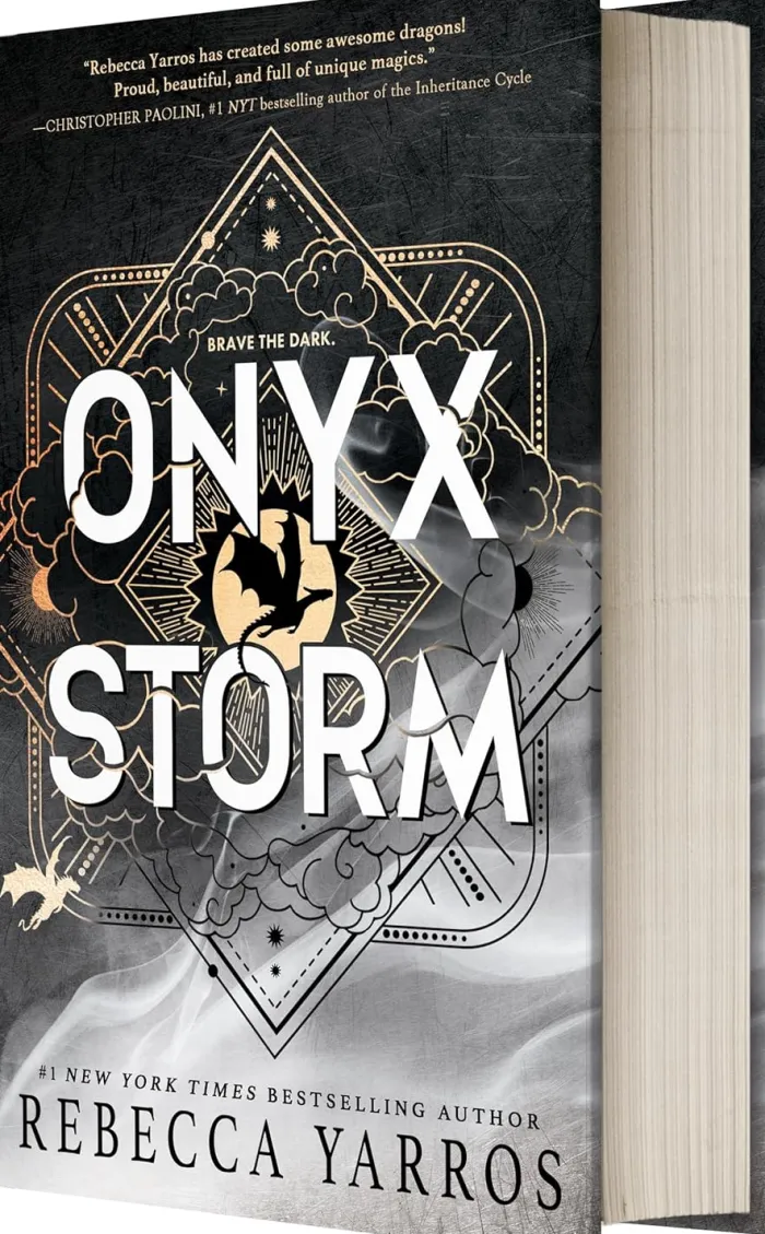 Onyx Storm (Standard Edition)