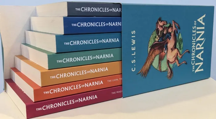 The Chronicles of Narnia Box Set (The Chronicles of Narnia)