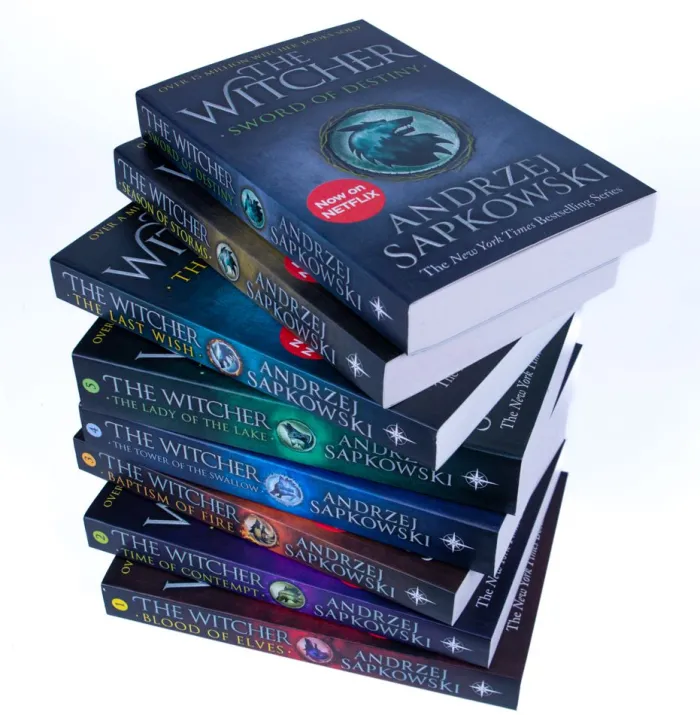 The Witcher Boxed Set: The Last Wish, Sword of Destiny, Blood of Elves, Time of Contempt, Baptism of Fire, The Tower of The Swallow, The Lady of the Lake, Season of Storms
